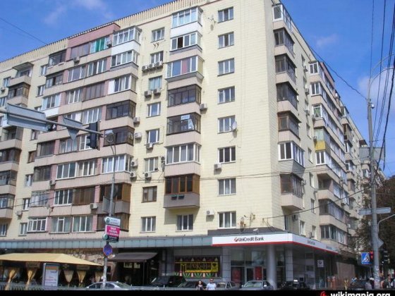 Продаж 2к квартри, вул. Л.Українки 24, м. Печерська Київ