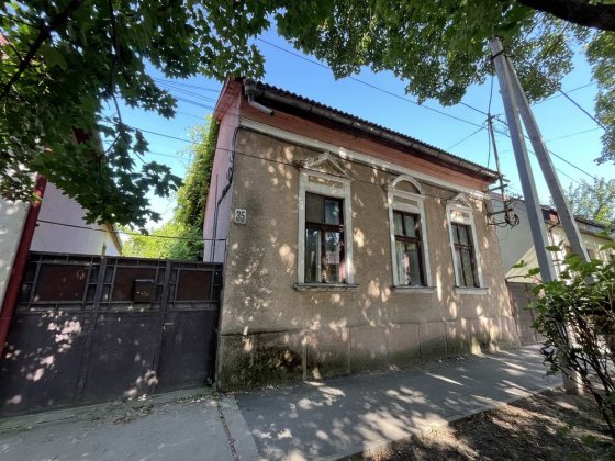 Продам/Центр/Шевченка 35/будинок 108 м2/приват ділянка 6,5 соток Берегове