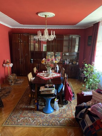 Продам будинок у центрі міста Берегова - фото 1