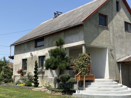 Продається гарний та затишний будинок в с. Велика Бакта Берегово