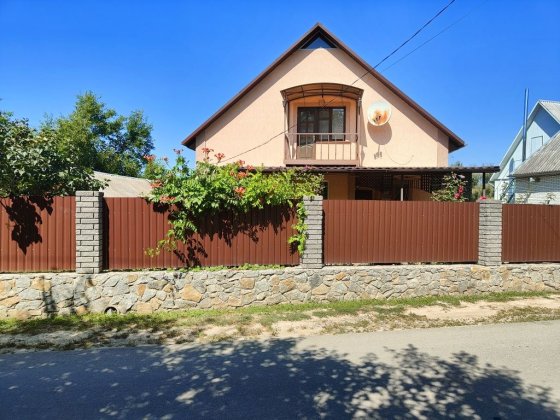 Продається двоповерховий будинок у місті васильків Васильков