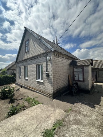 Продам дом возле озера - фото 1