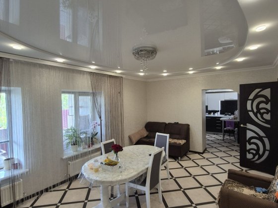 Будинок в районі автовокзалу Вознесенськ