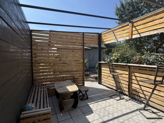 Шикарный дом в продаже . Район УКРАИНЫ Кам'янське