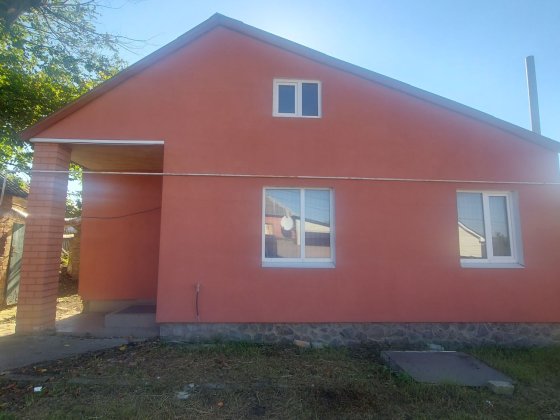 Продам большой дом в Дергачах,Харьковская область Дергачі