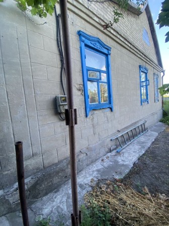 Продаётся дом с гаражом, с участком - фото 1