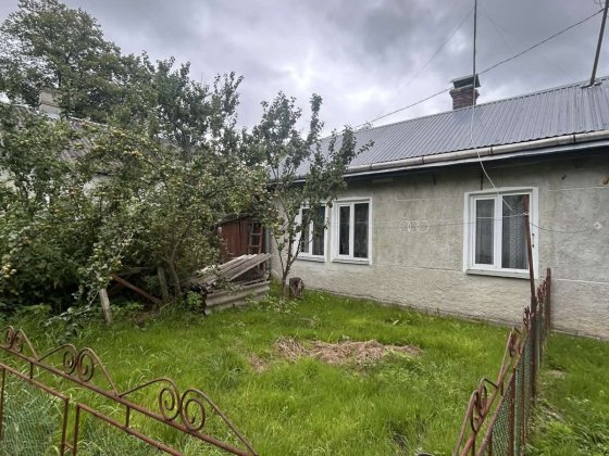 Продається 2- кімнатна квартира Дрогобыч