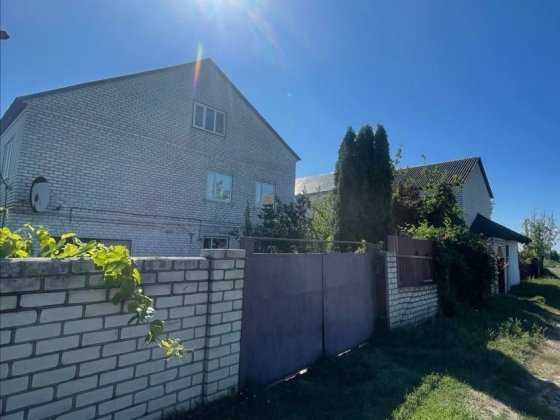 Є-Відновлення Дом в Змиеве 350 м2 Змиев