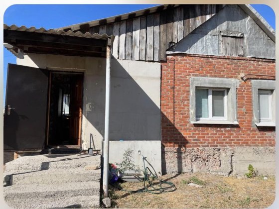 Продам Будинок з ділянкою Зміїв 1хв до зупинки громадського транспорту Змиев