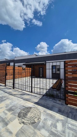 Квартира під чистову + дворик та парковка, Гостомель - фото 1