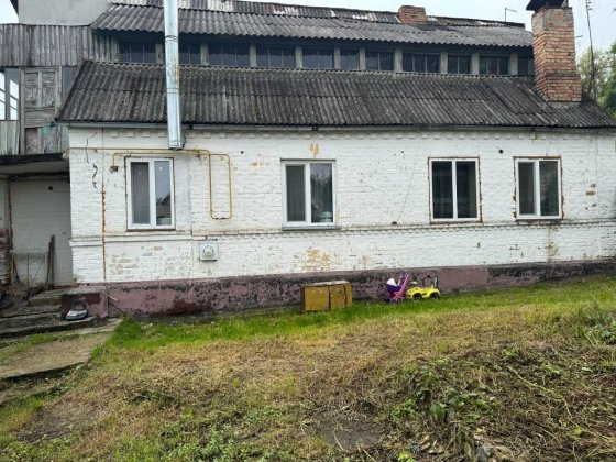 Продам пів будинка в м. Каніві Канев