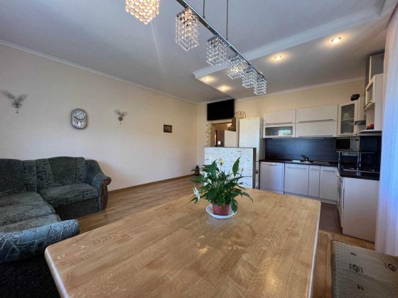 Продам Будинок 291 м2 і ділянка 6.5 соток  Держ-Програми ТАК Гостомель