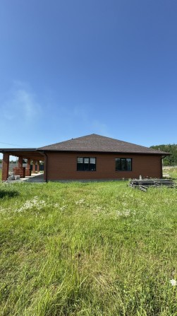 Продається просторий двоповерховий будинок в тихому місці. - фото 1