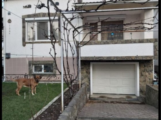 Будинок трьох поверховий продаж Мукачево