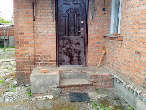 Продам доглянутий будинок у м. Ромни район Маяка Ромни