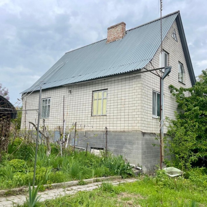 Житловий будинок на Богдана - фото 1