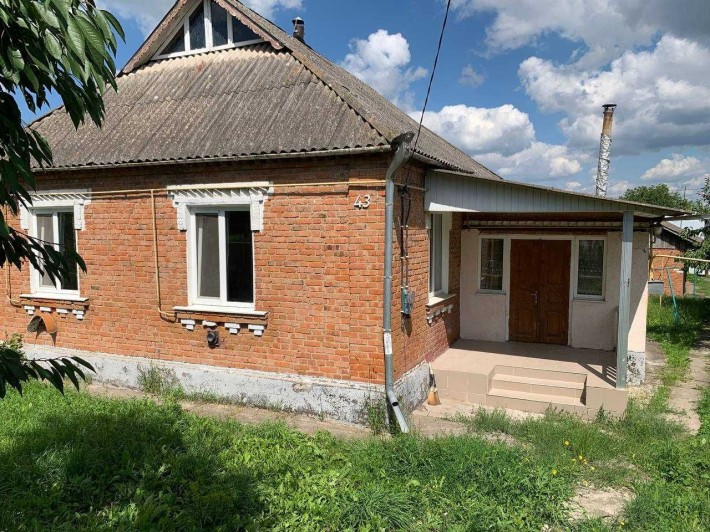 ТЕРМІНОВИЙ ПРОДАЖ добротного будинку зі всіма комунікаціями - фото 1