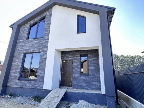 Продам будинок с. Агрономічне Агрономичное