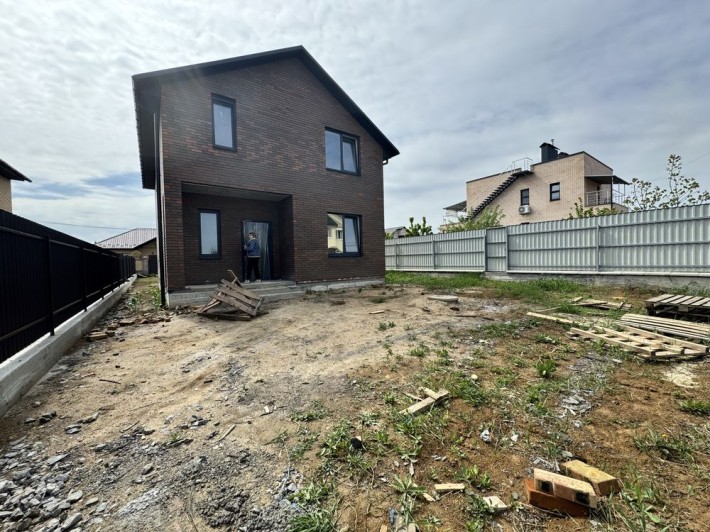 Продаж будинку в чудовій локаціі - фото 1