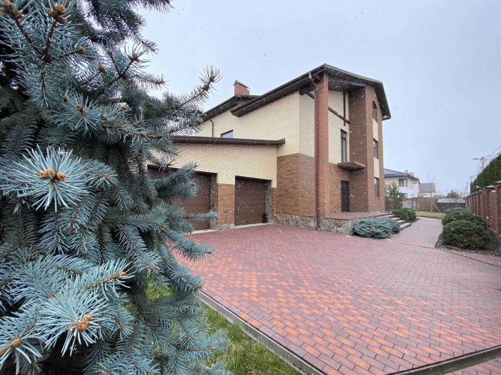 Продам 2 п. будинок 283 м.кв. з ділянкою на 18с. 8421 - фото 1