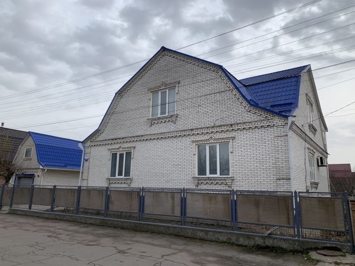 Продаж будинку , центр Гайсина, гараж, підвал, літня кухня, є торг - фото 1