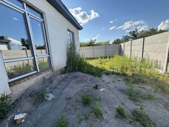 Кутовий таунхаус з великою ділянкою Стрижавка