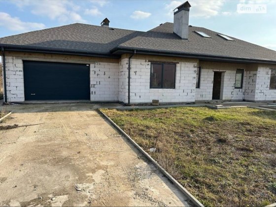 Продаж будинку с Стрижавка Стрижавка