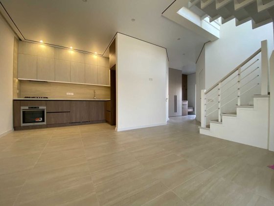 Продаж таунхауса з ремонтом та технікою в Зарванцях 8421 Зарванцы