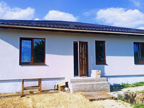 Будинок БЕЗ Комісії! 3 кімнати! Розстрочка! Чистрвий ремонт! Зарванцы