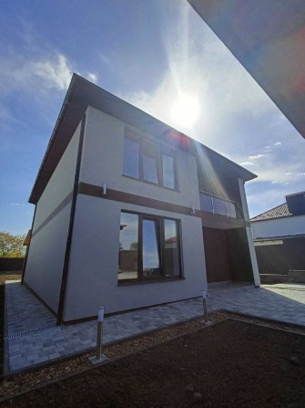Продаж 2 поверхового будинку з ділянкою на 7,5 соток, 160 кв. м - фото 1