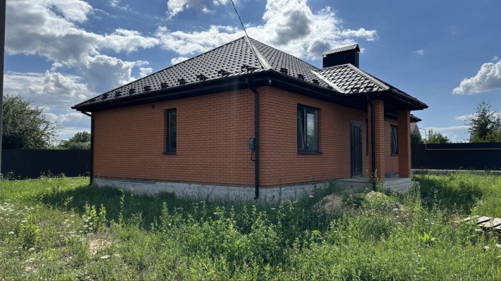 Продаж будинку з ділянкою - фото 1