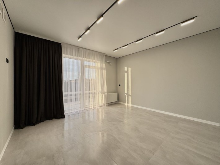 Будинок з ремонтом на провулку Східний - фото 1