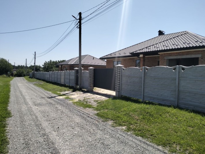 Продам Будинок Щітки Центр - фото 1