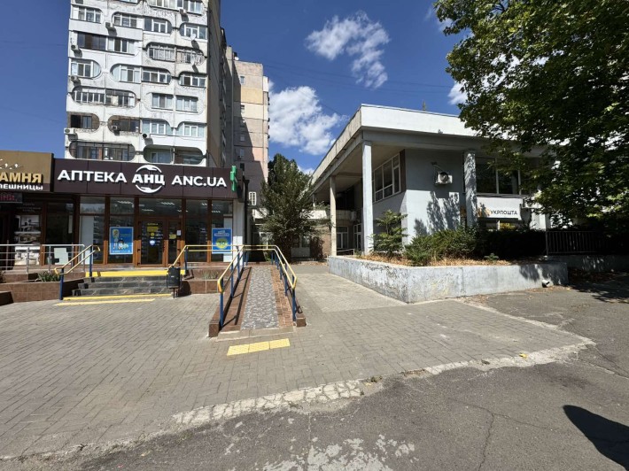 Продаж нежитлового приміщення по. Центральний 137м2 - фото 1