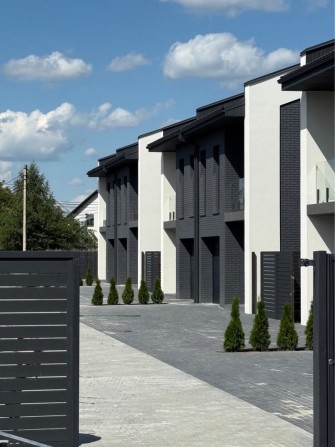 Продам будинок дуплекс в найкращому місці с.Рованці. Без комісії!! - фото 1