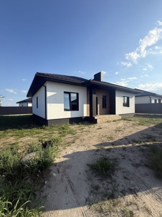 Продаж якісного будинку 125м2. в котеджному містечку у Боратині - фото 1