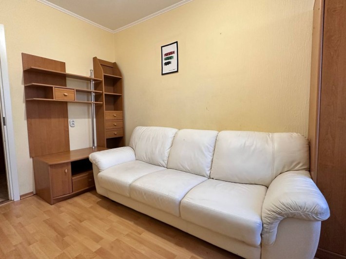 Продаж 2-к квартири, вул. Булаховського 30б - фото 1