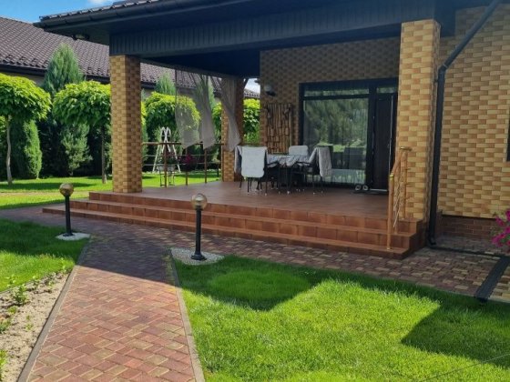 Продам дом для семьи. Обуховка