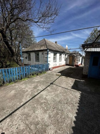 Будинок , газ , ділянка 30 соток . - фото 1