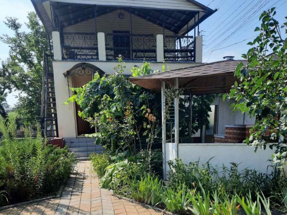 Будинок (дача) в Орлівщині, Новомосковський р-н, ліс і  озеро поруч Орлівщина