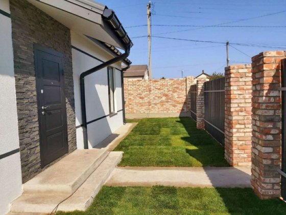 Продам новострой в Подгородном (С)