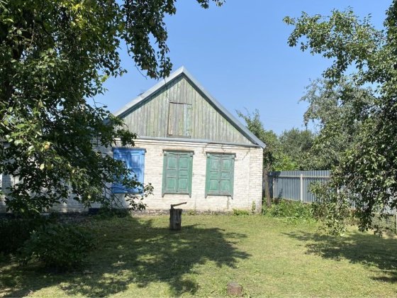 Продам пол дома под ремонт с участком на Энгельса Синельниково Синельниково