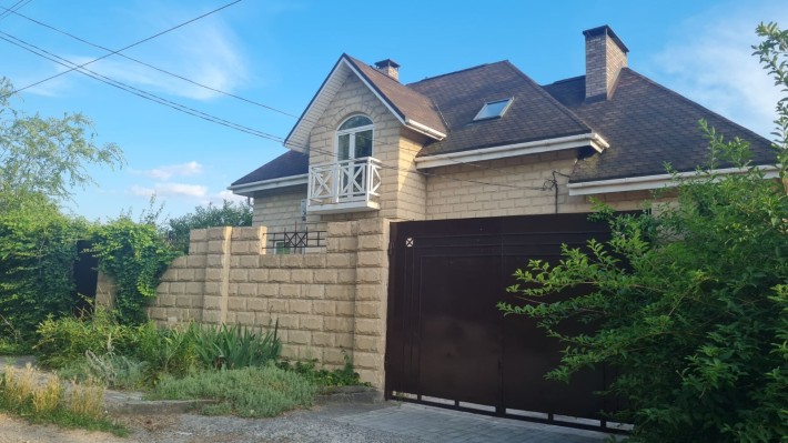 Свой шикарный дом в Подгородном (Днепр) на берегу реки - фото 1