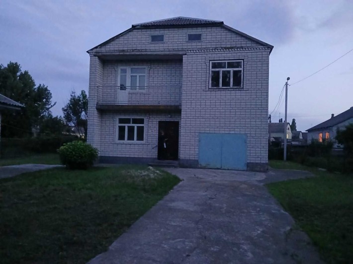 Продаж будинку біля р. Дніпро - фото 1