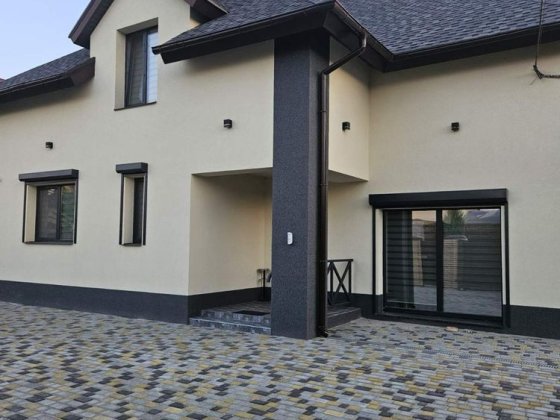 Новый красивый дом в ЖК Барвита Новоселівка