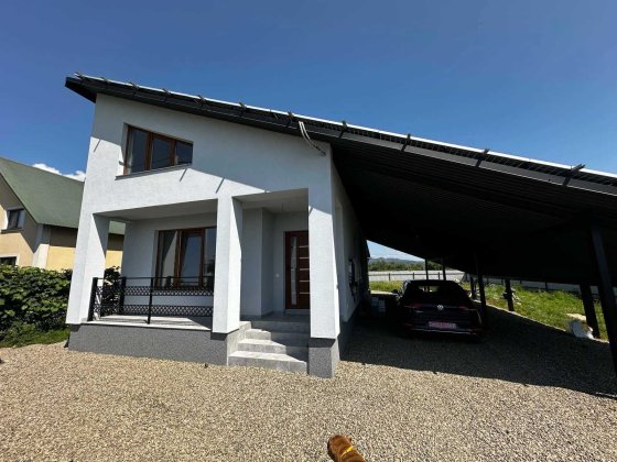 Продається будинок в м. Тячів Тячів