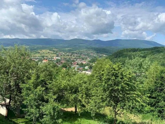 Продаємо будинок в горах курорт Поляна Закарпатської Русская Поляна