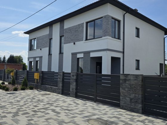 ПРОДАЖ КОТЕДЖІВ комфортне проживання / газове опалення / гарна локаці Сторожница