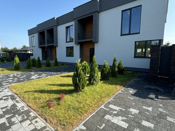 Терміновий продаж котеджу в Сторожниці. ( ціну знижено) Сторожница