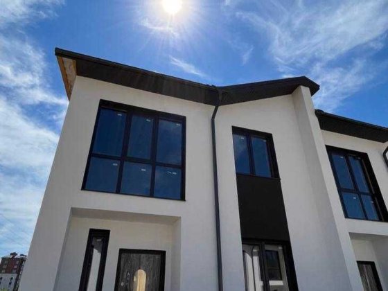 ГОТОВИЙ ЗДАНИЙ Таунхаус 120м2, 3 кімнати, міські комунікації Криховцы